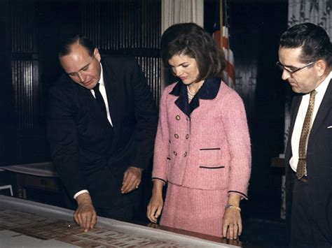 jackie kennedy pink suit blood